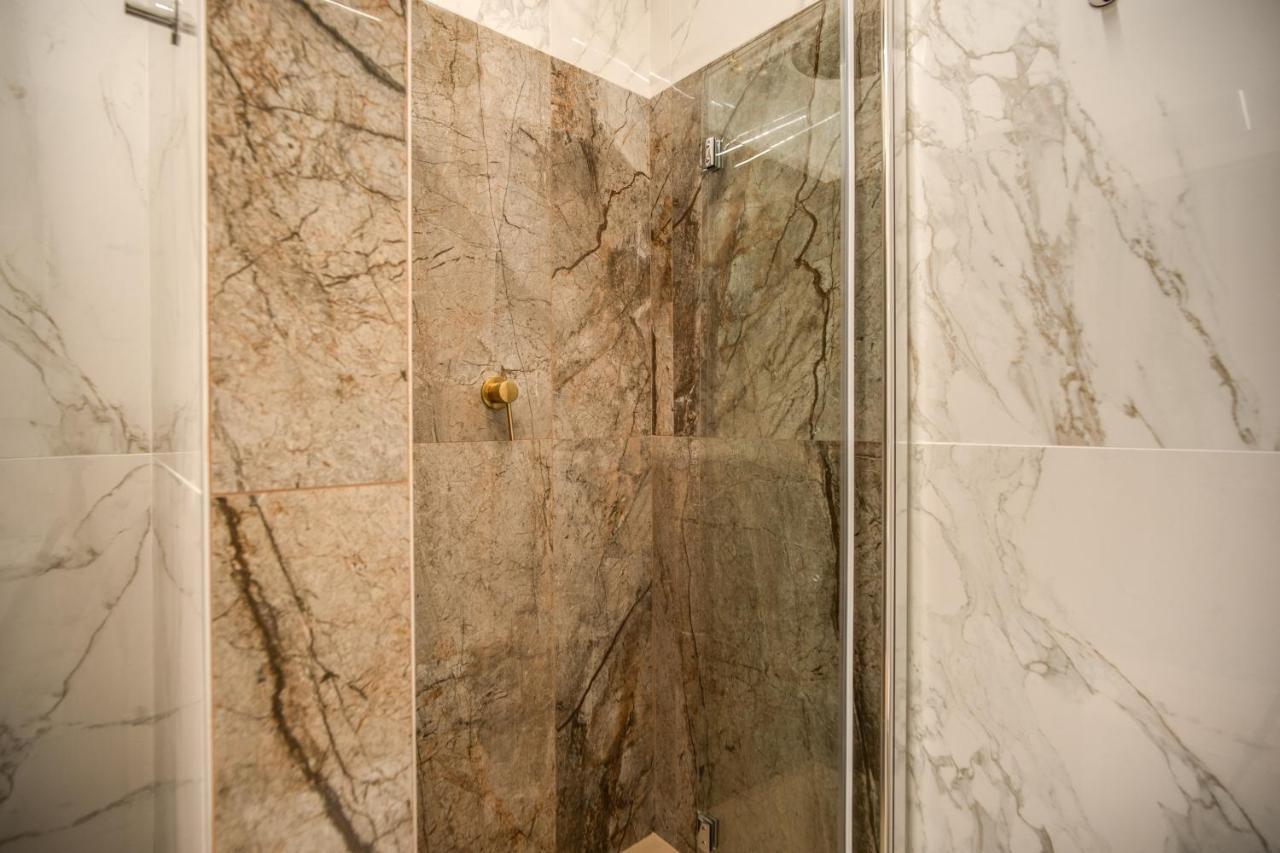 Downtown Srl - Cinque Terre Euphoria Apartment La Spezia Luaran gambar